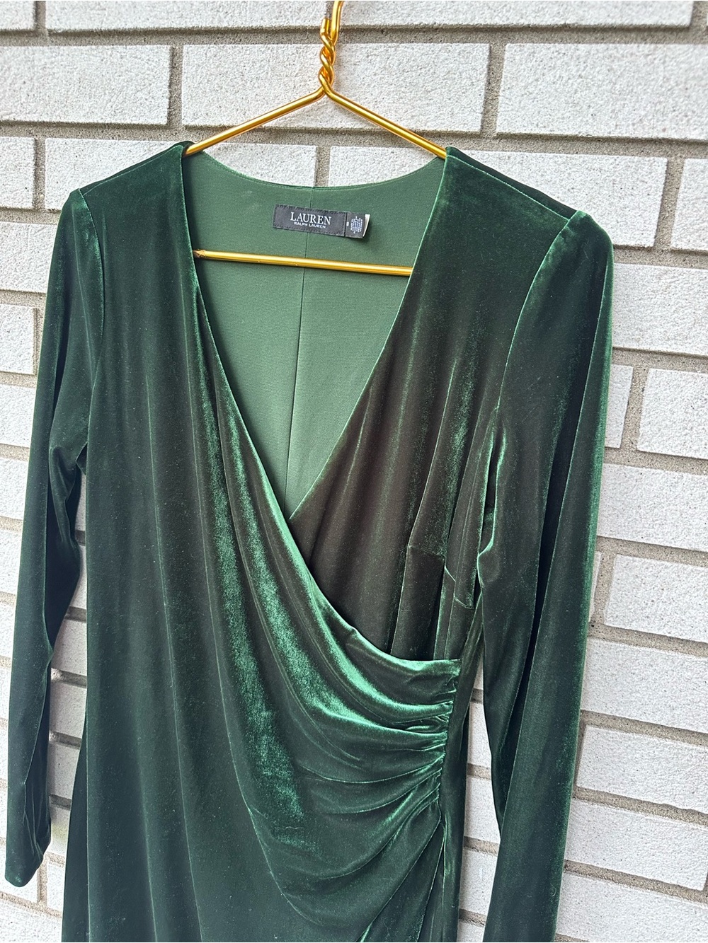 Lauren Ralph Lauren Green Stretch Velvet Surplice Ruched Long Sleeve Dress 10 - Picture 3 of 9